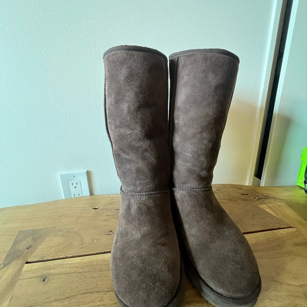 Ugg Tall Brown Classic Boots